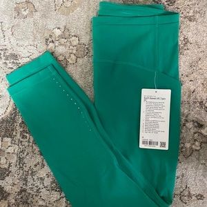 NWT lululemon cropped leggings